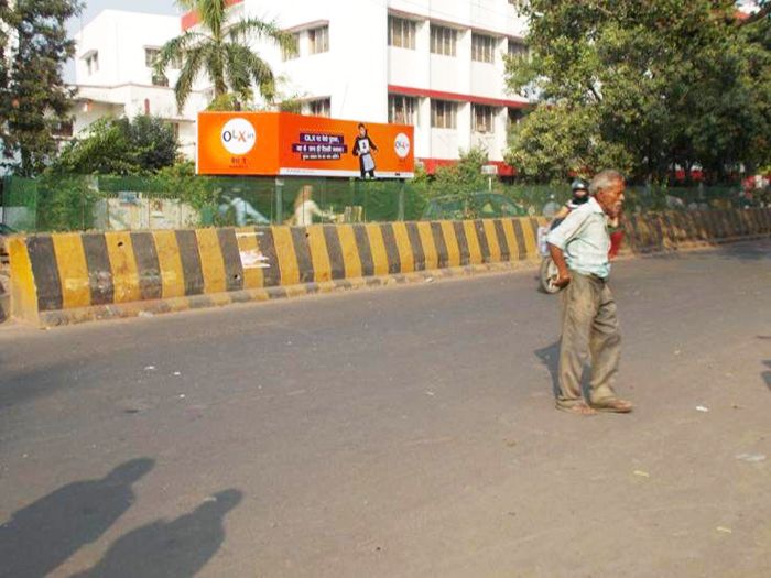 Bada Chauraha, Kanpur