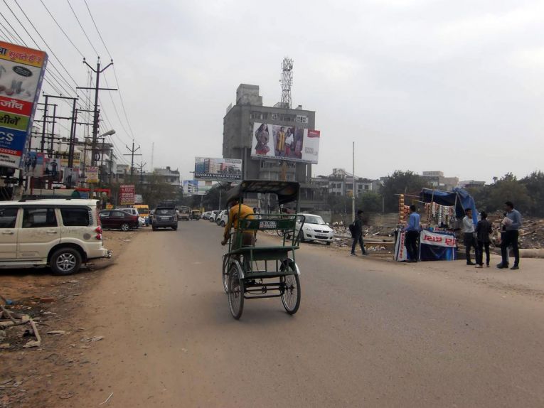 Sharma markit, Ghaziabad