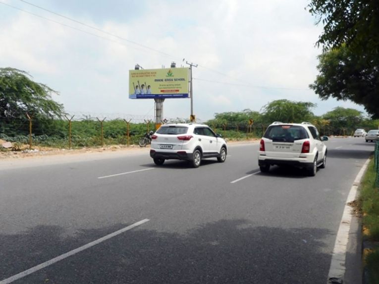 Golf Course Road, Gurugram