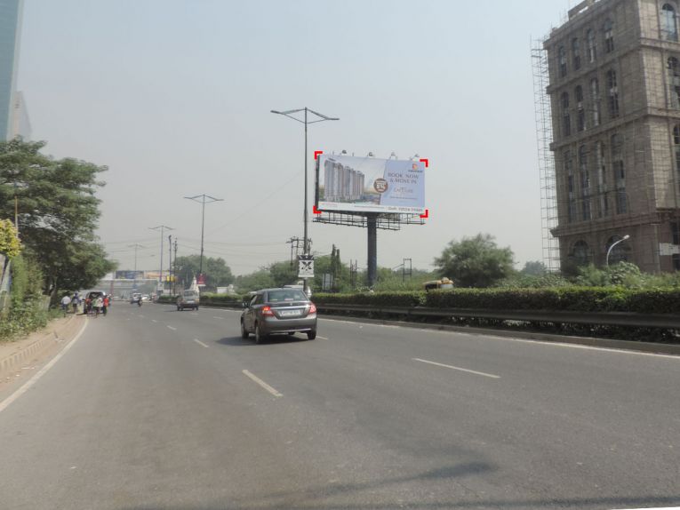 DND Flyway, Noida